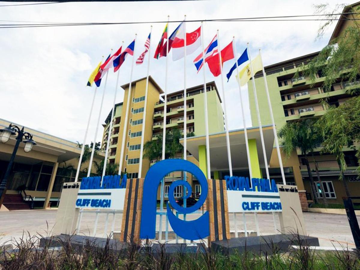 Royal Phala Cliff Beach Resort Ban Chang  Exterior foto