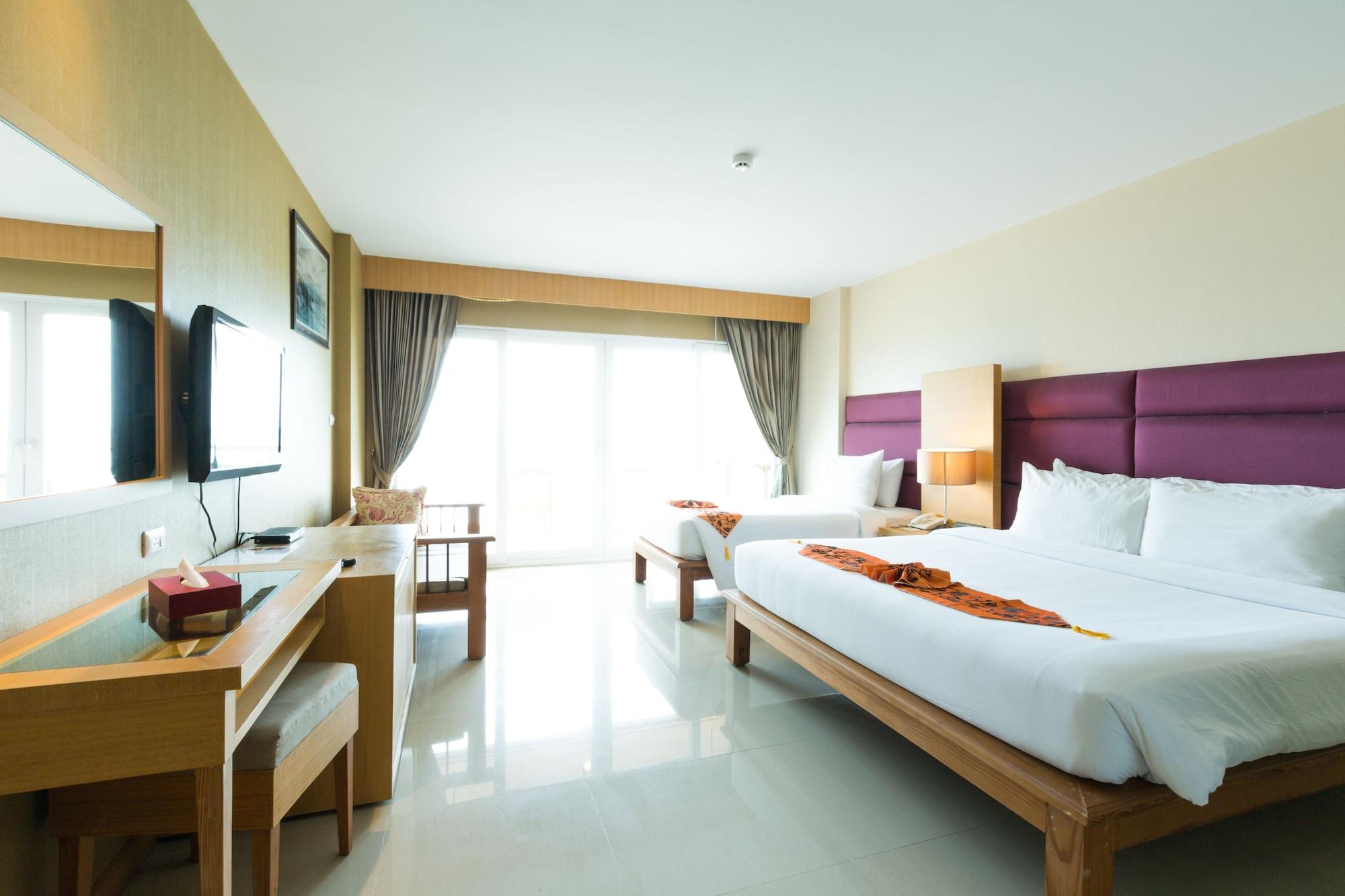 Royal Phala Cliff Beach Resort Ban Chang  Exterior foto