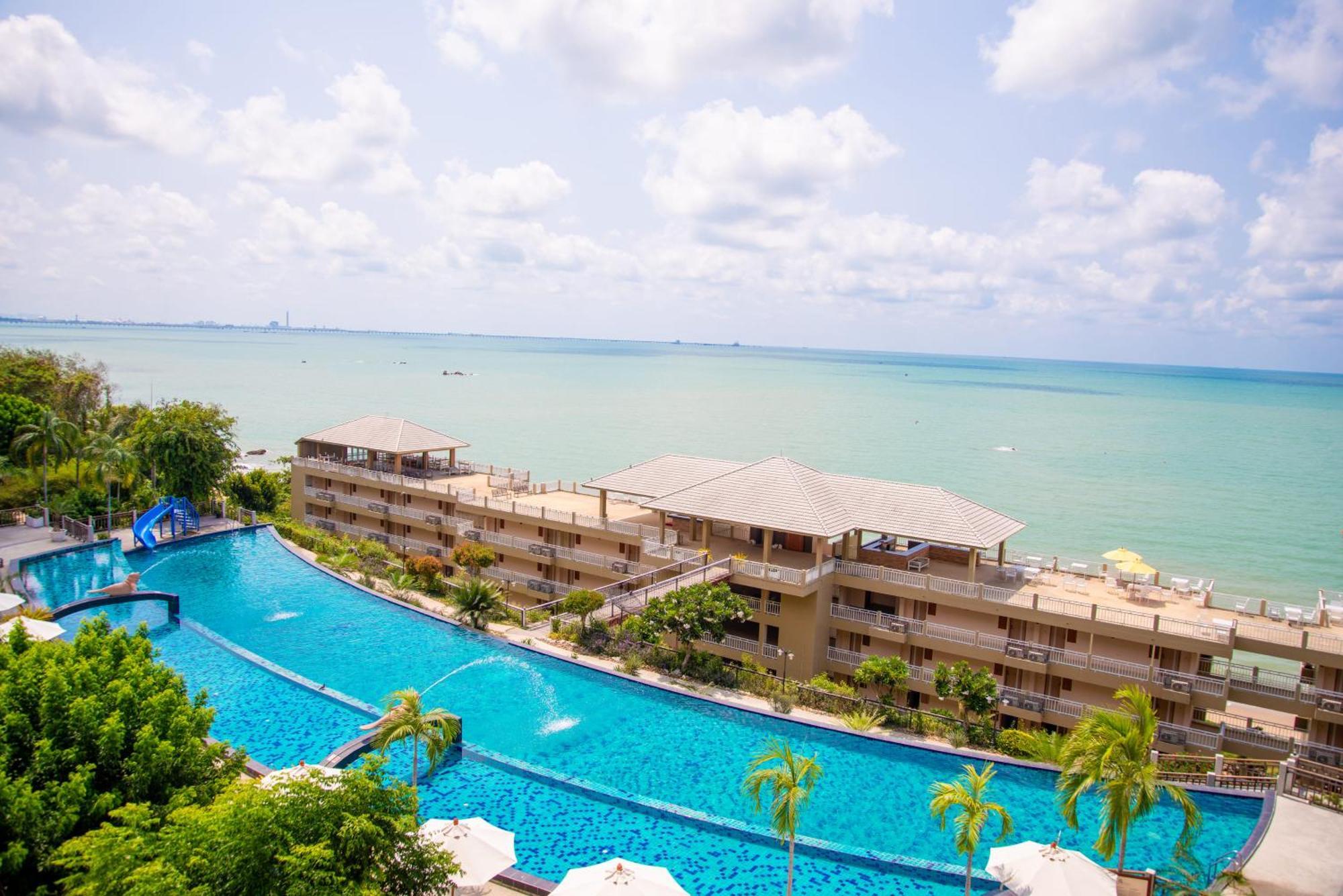 Royal Phala Cliff Beach Resort Ban Chang  Exterior foto