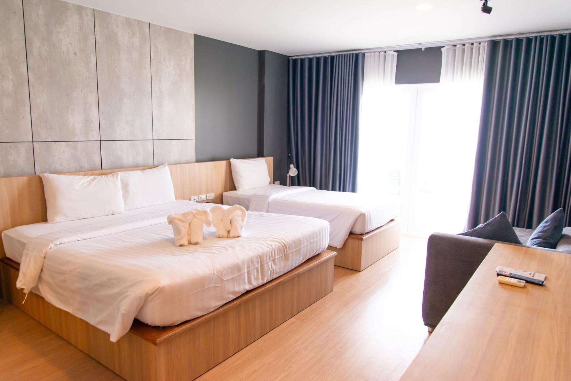 Royal Phala Cliff Beach Resort Ban Chang  Exterior foto